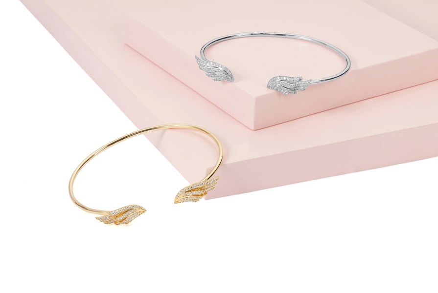 BLOOMTINE | Angel Wing Bangle