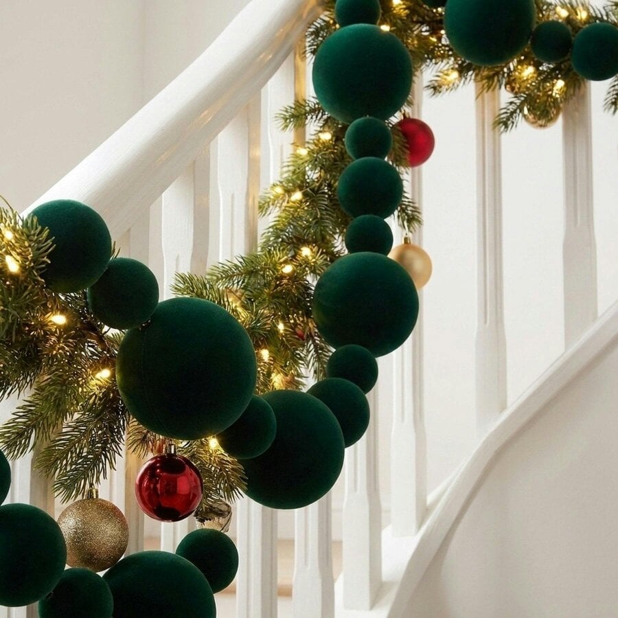 Garden Greatness Flocked Bauble Christmas Garland