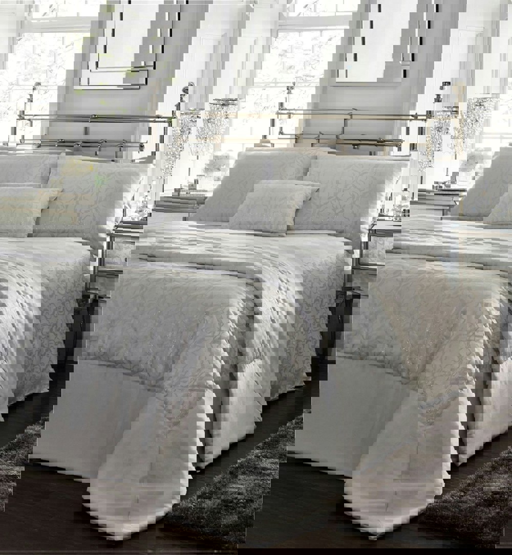HomeSpace Direct Drummond Glitter Silver Duvet Cover Set Luxury Woven Jaquard Bedding Double