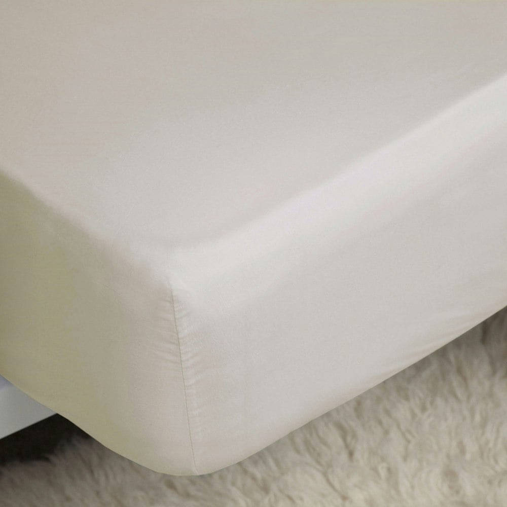 Belledorm Easycare Percale Fitted Sheet - Ivory