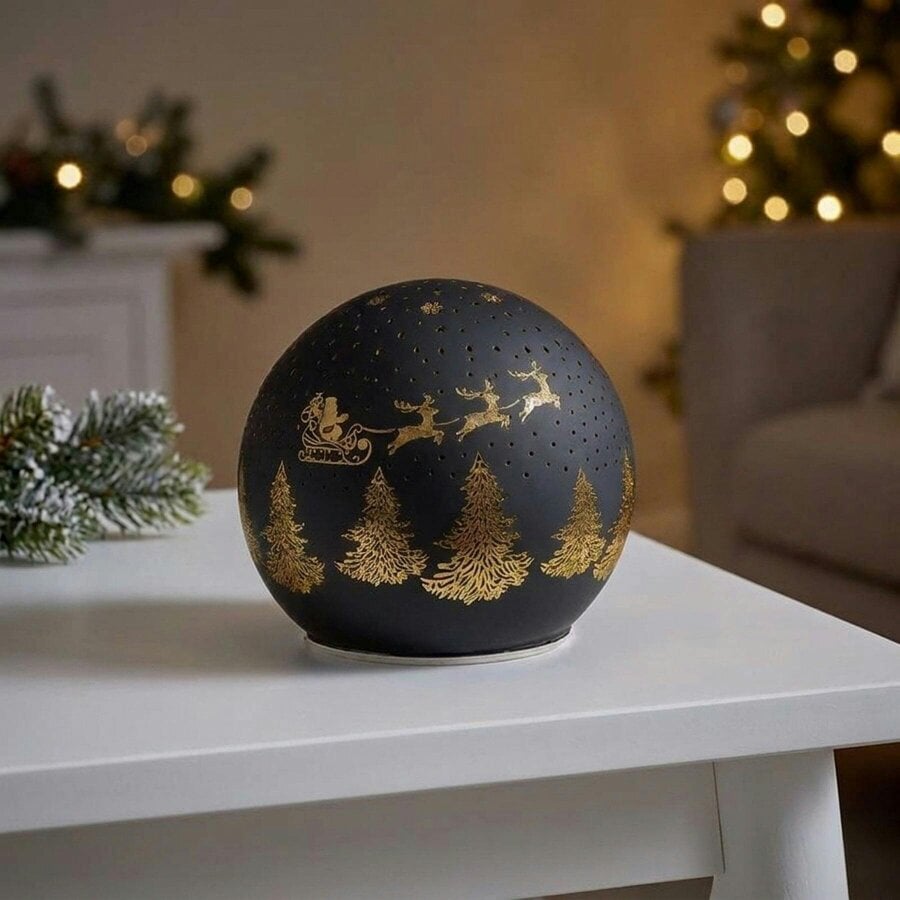 Garden Greatness Festive Wonder Onyx Glass Scene  Illuminated Globe