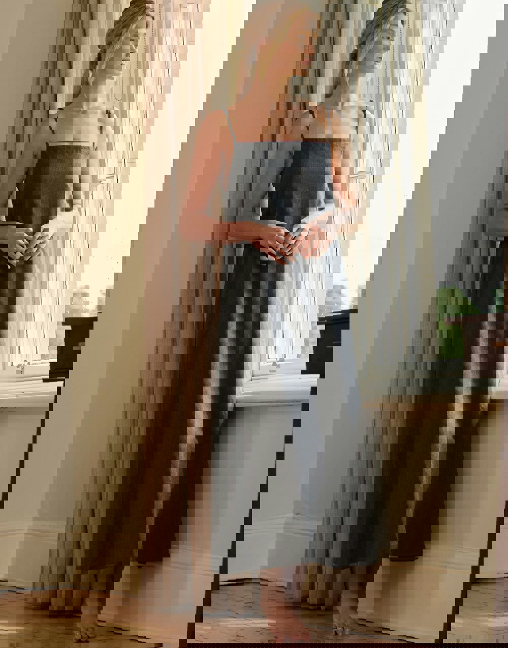 W_Nightdress_Twill_Slate_1-1.mp4
