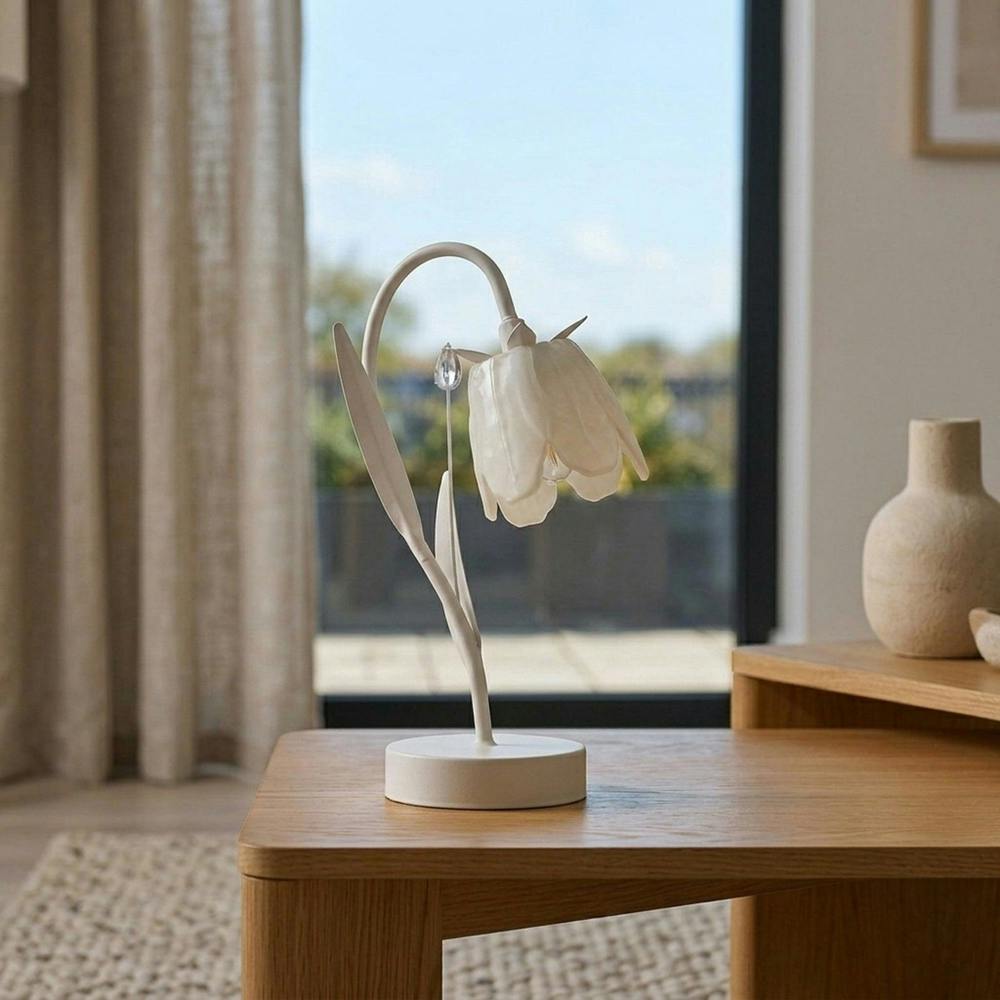 Garden Greatness Botanical Sculptural Floral LED Table Lamp