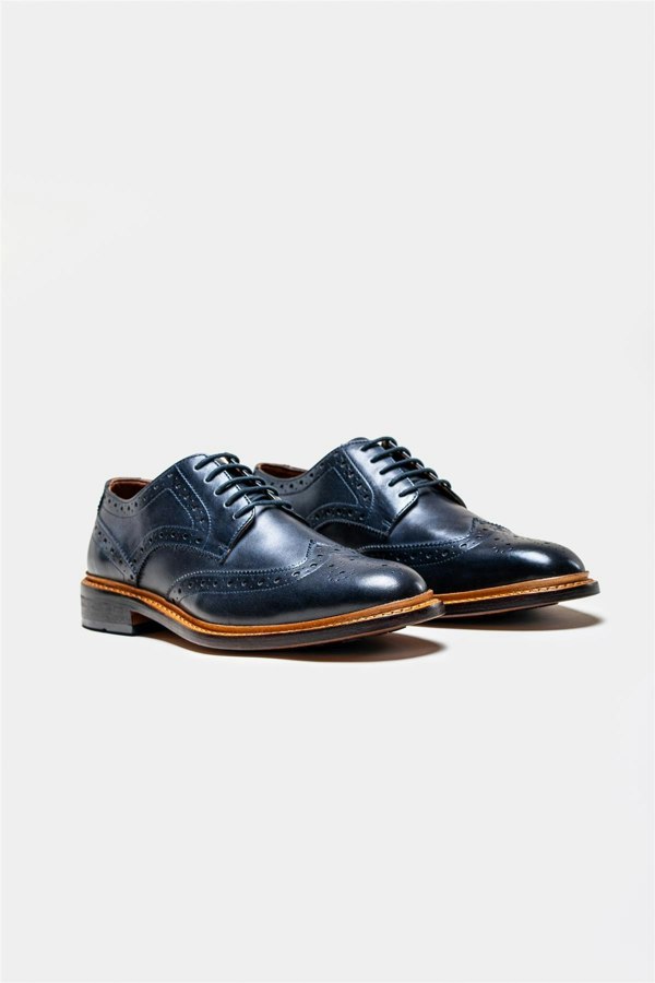 Merton navy  shoe front