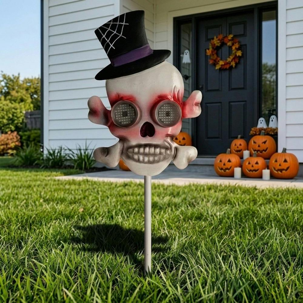 Garden Greatness Glowing Skull Halloween Stake Light