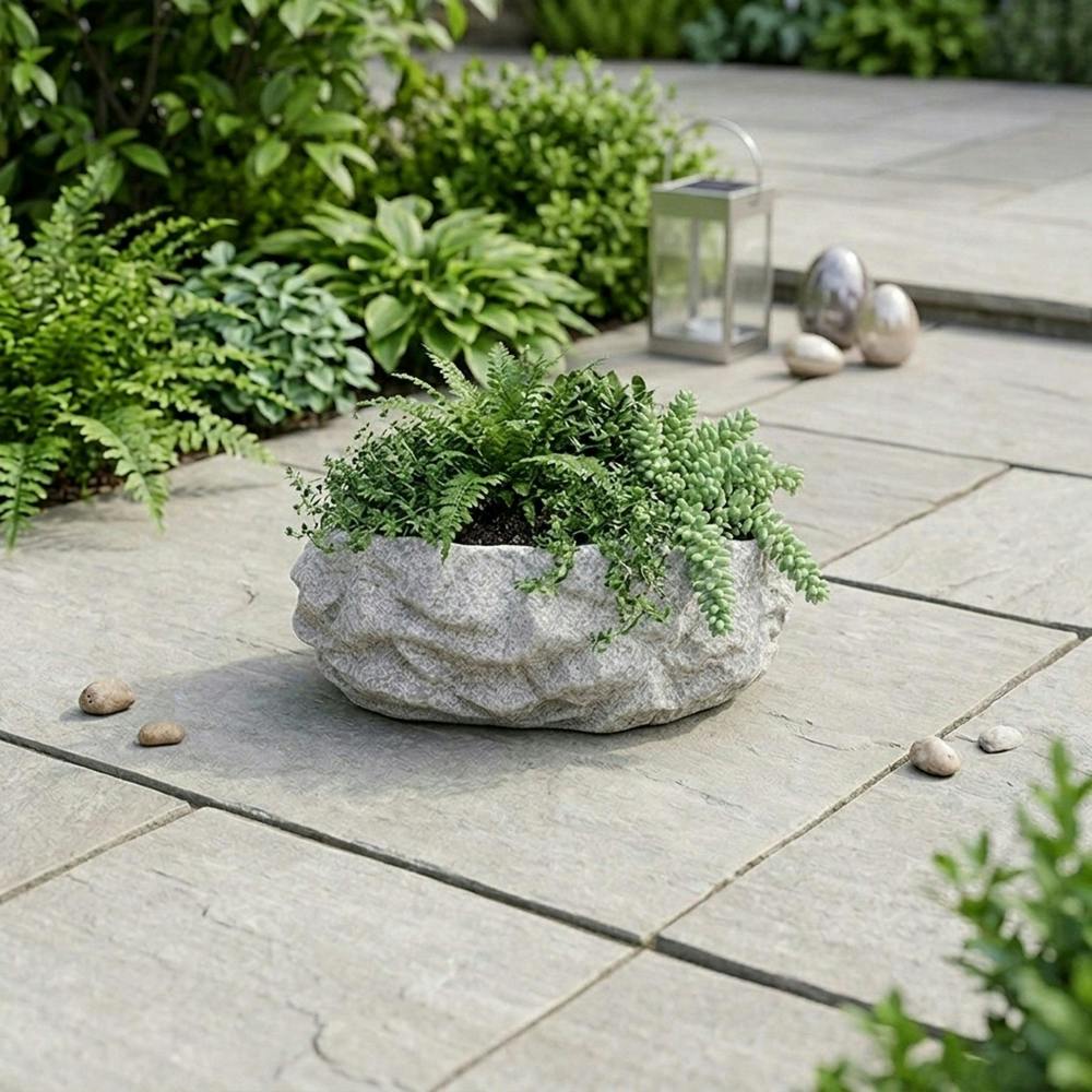 Garden Greatness Relica Oval Rough Textured Planter Pot