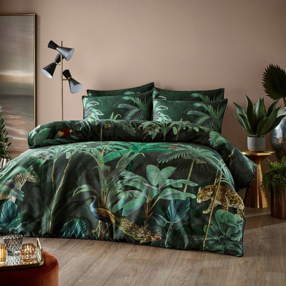 Paoletti Siona Tropical Housewife Pillowcase (Pack of 2) - Green