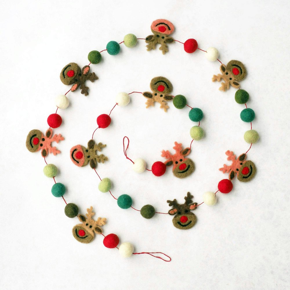 Paper High Felt Reindeer Garland