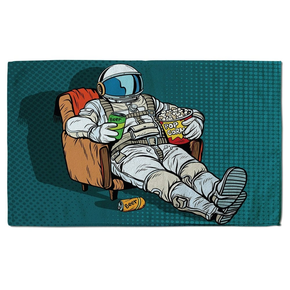 Benjamin Tate Design Astronaut the audience with beer and popcorn sitting in a chair. loneliness in space. Pop art retro (Bath Towel)