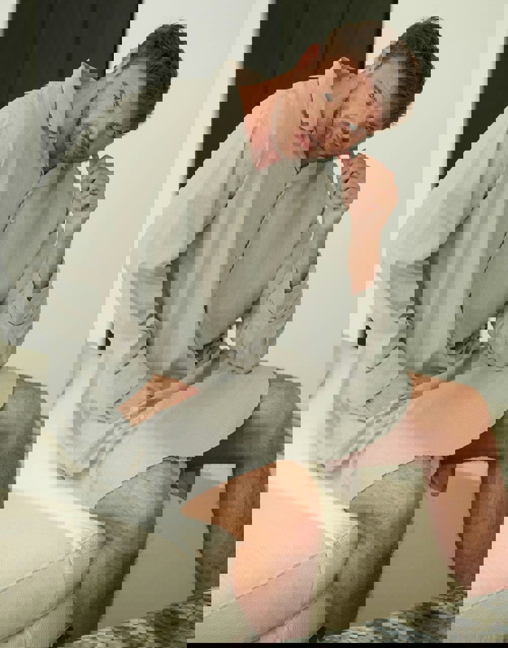 M_Nightshirt_Armoury_Grey_Herringbone_1-1.mp4