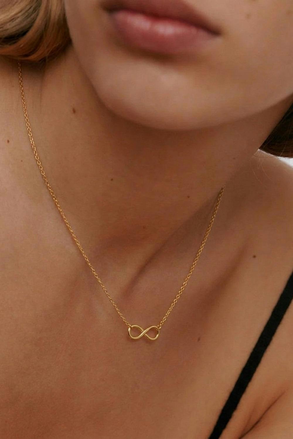 Serla 18k Gold Plated Infinity Loop Necklace