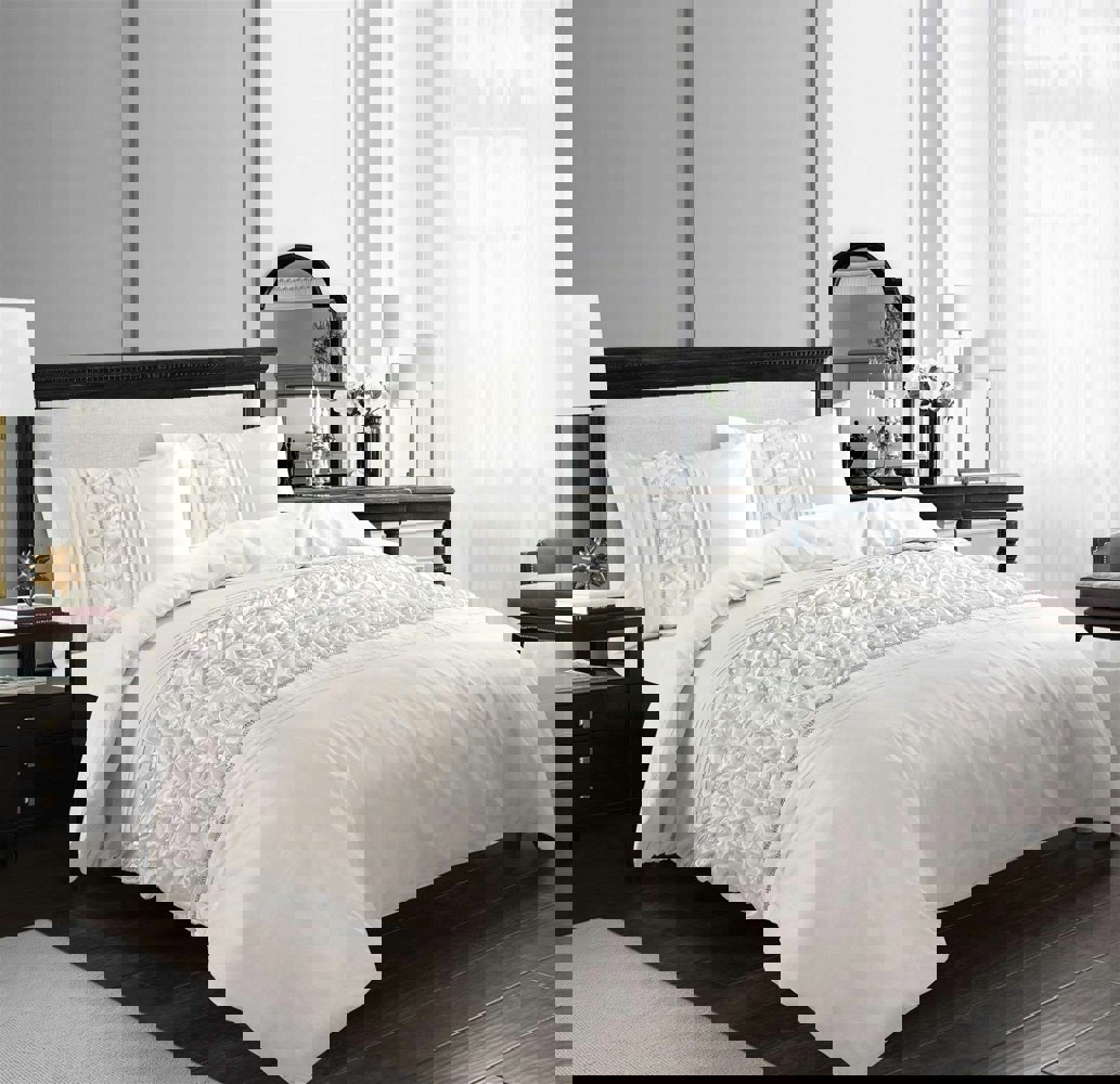 HomeSpace Direct Aurora Crinkle Panel Duvet Cover Set White Bedding