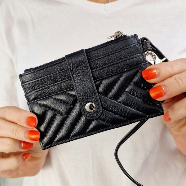 poppy-quilted-small-black-leather-purse