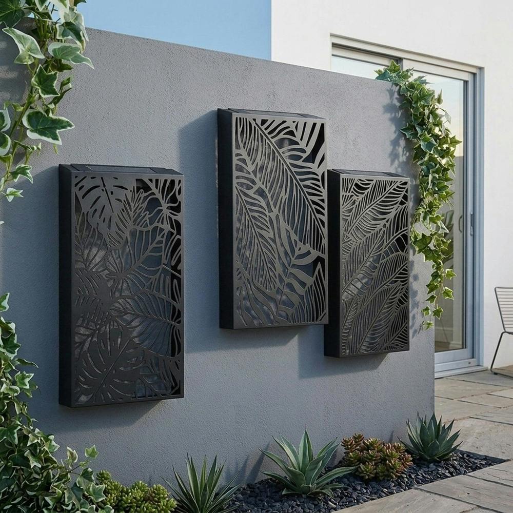Garden Greatness Solar Metal Leaves Design LED Wall Panel Light