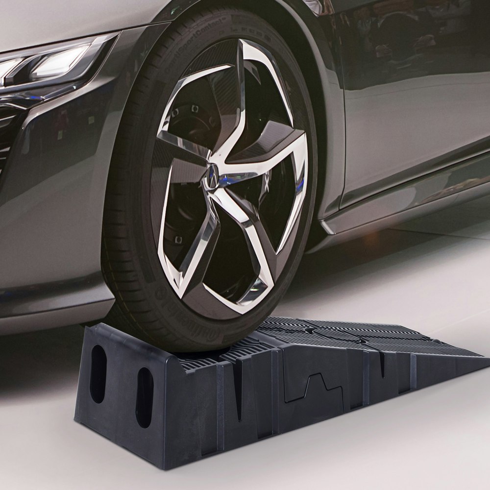 DURHAND 2.5 Ton Plastic Car Lifting Ramps Automotive | Rackhams