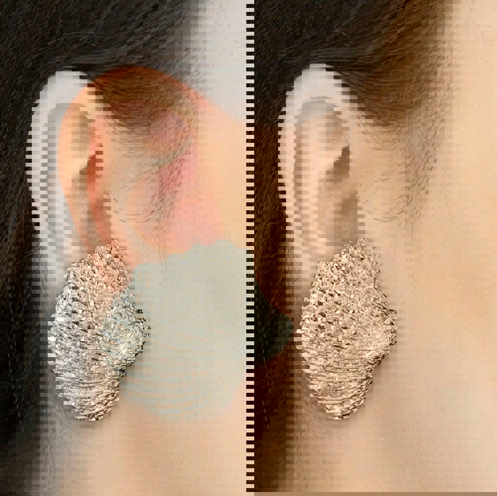 Gold Trip Vintage Seashell Clip On Earrings