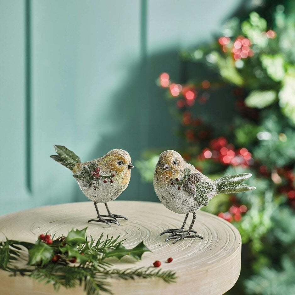 Scotts of Stow Decorative Christmas Robins