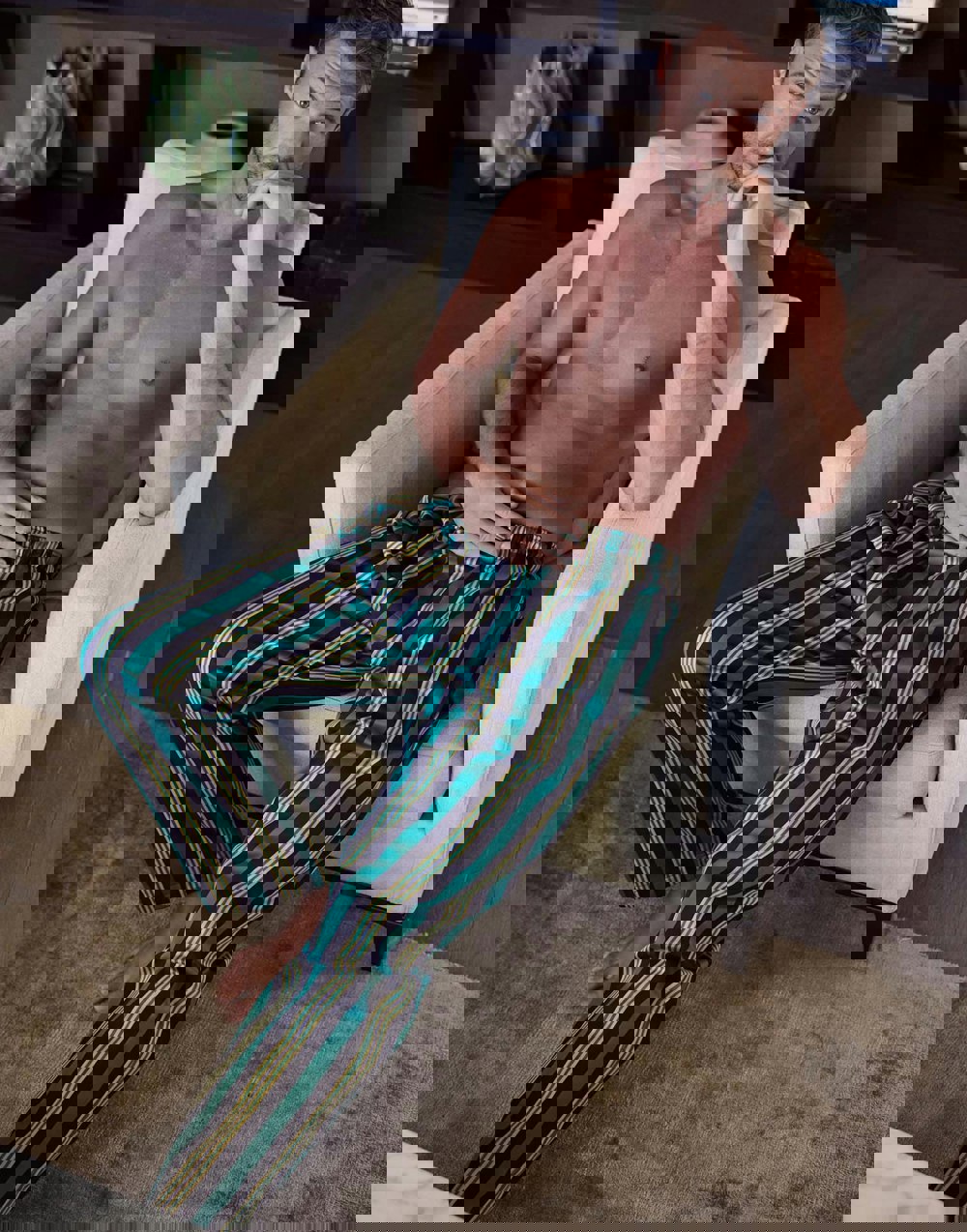 M_PJ_Trousers_Regimental_Windsor_Jade_1-1_v1.mp4