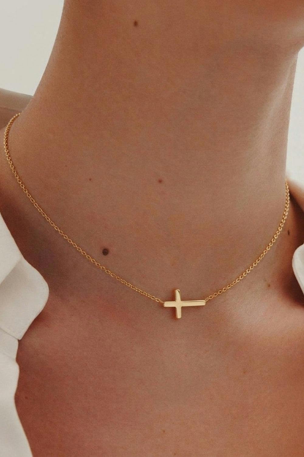 Serla Gold Cross Pendant Necklace