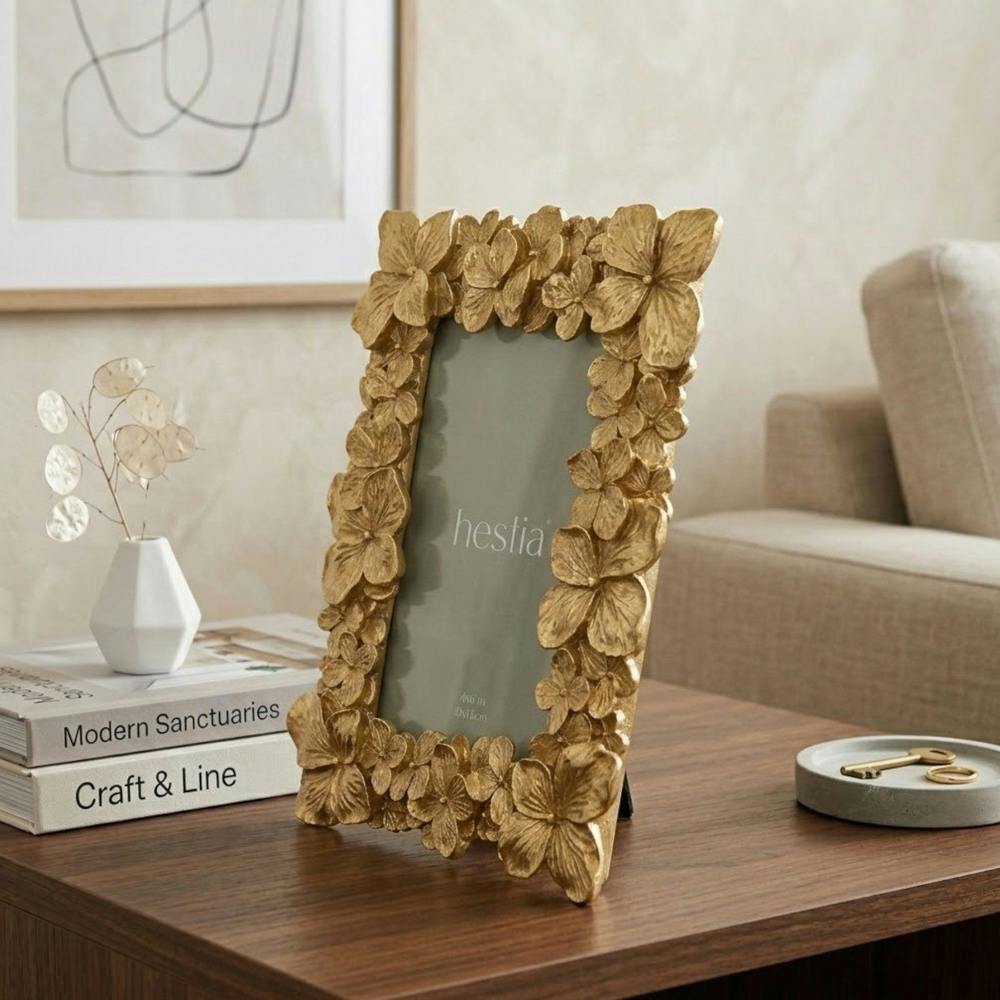 Garden Greatness Relica Gold Flower Photo Frame