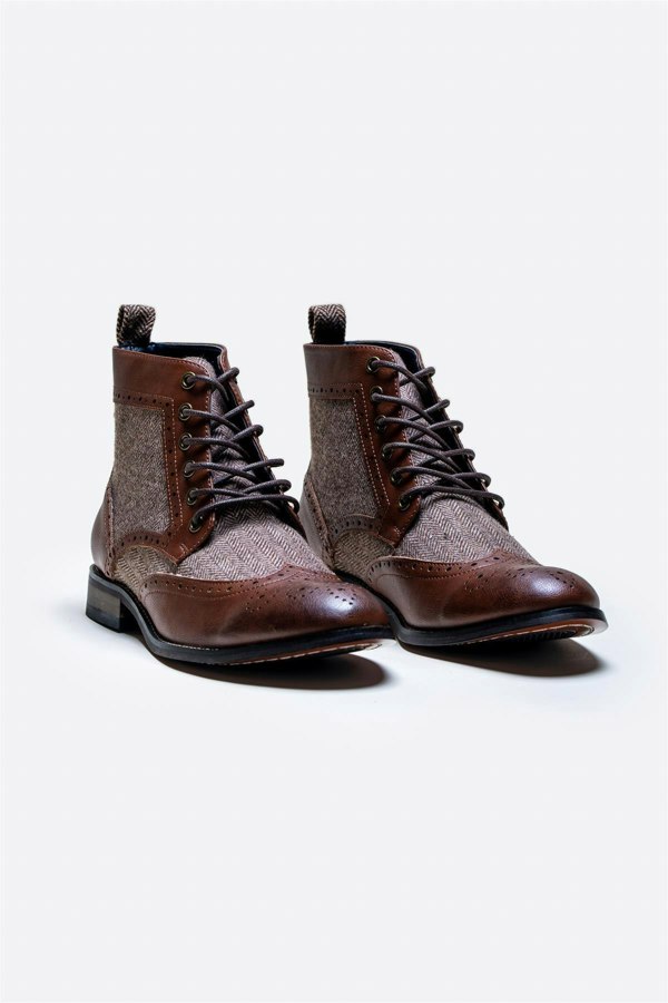 Jones brown boot front