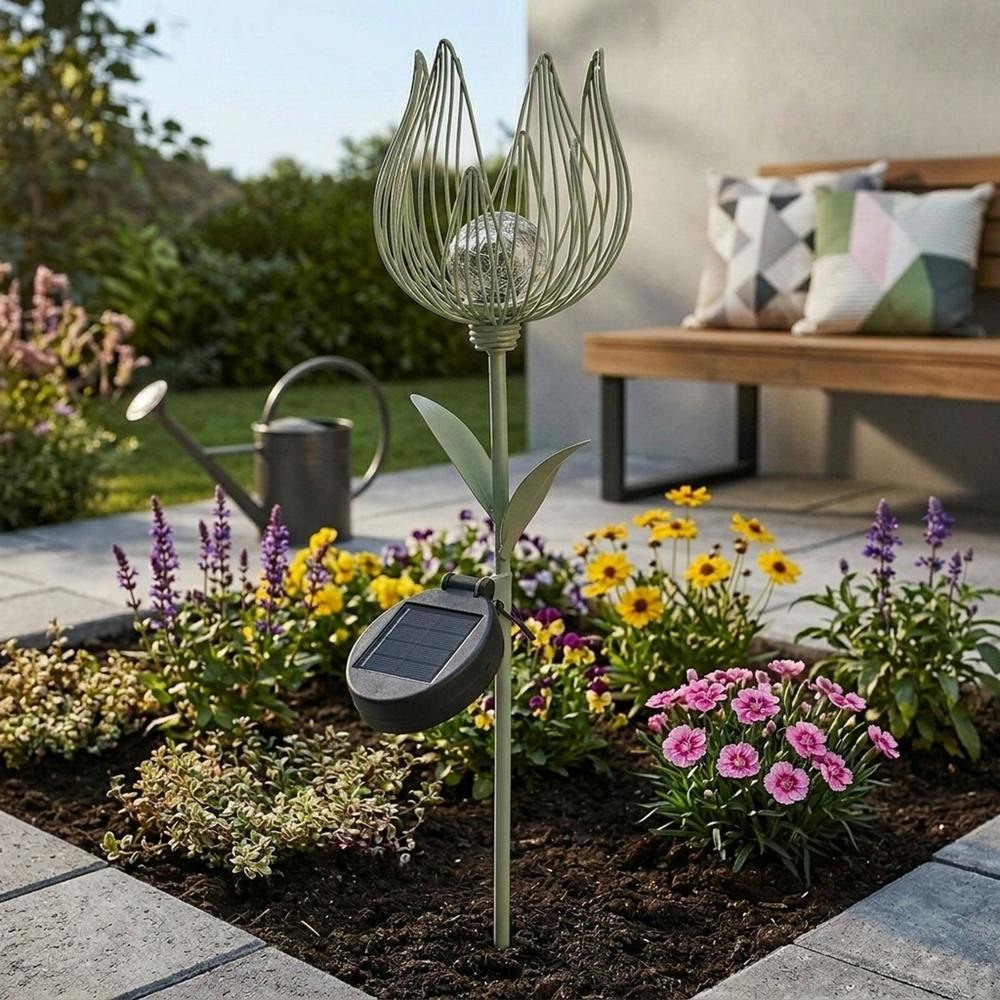 Garden Greatness Sage Green Solar Metal Flower Garden Stake Light