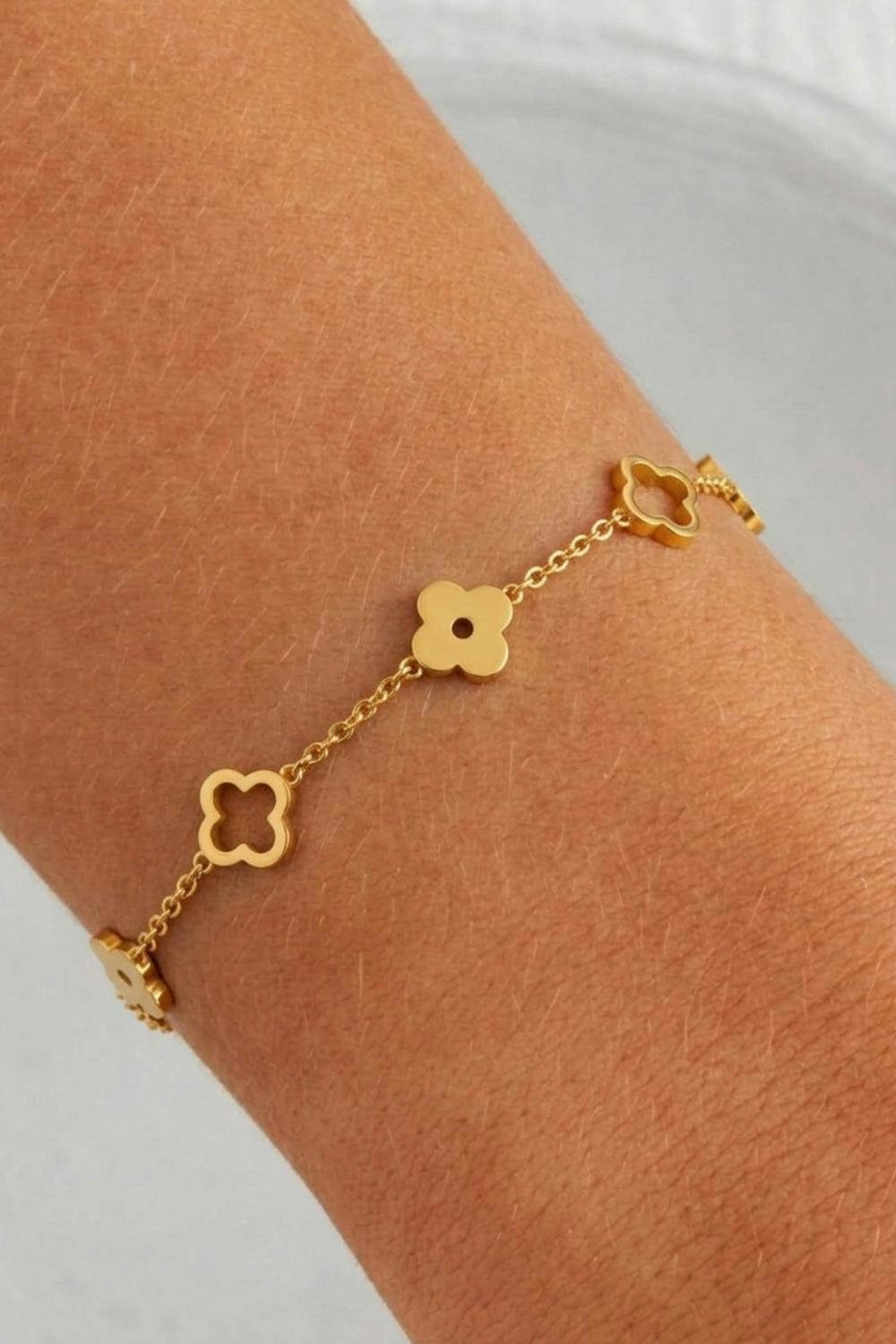 18k Gold Plated Clover Pendant Bracelet
