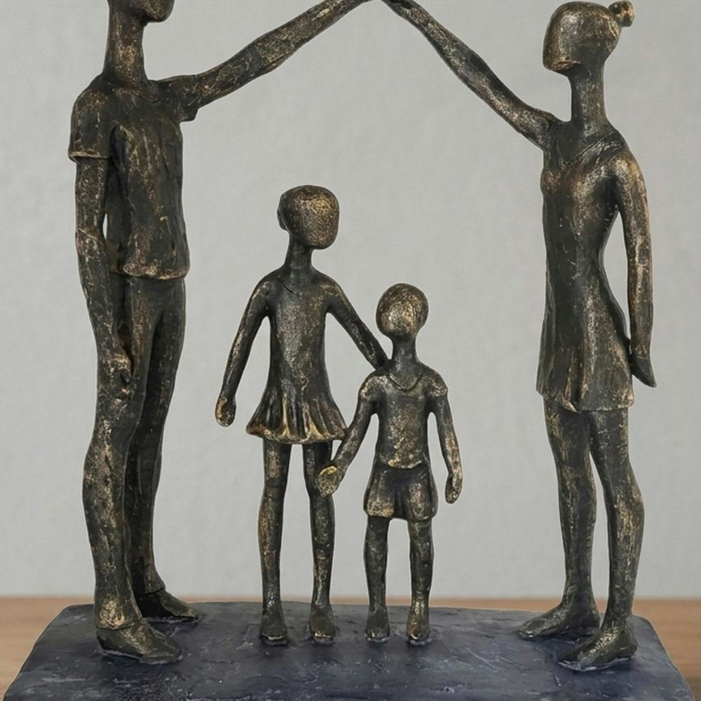 Garden Greatness Abstract Family Decorative Sculpture