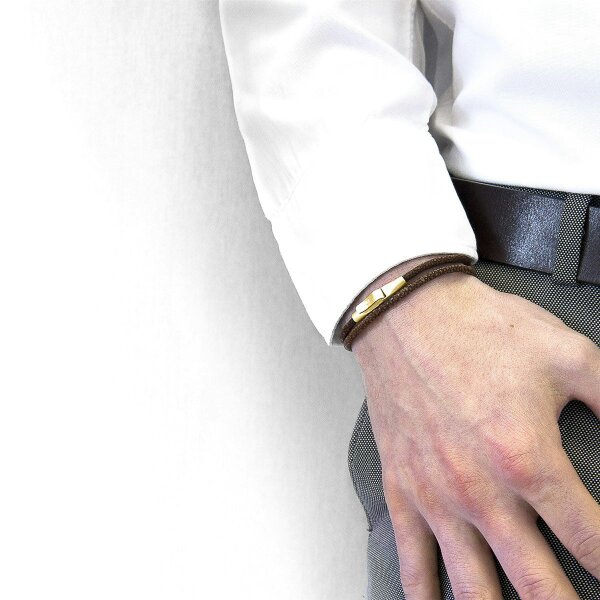 Anchor & Crew Mocha Brown Liverpool 9ct Yellow Gold and Stingray Leather Bracelet