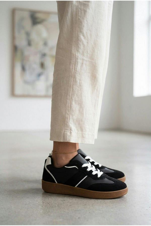 Saoirse Retro Style Trainers | colour:BLACK