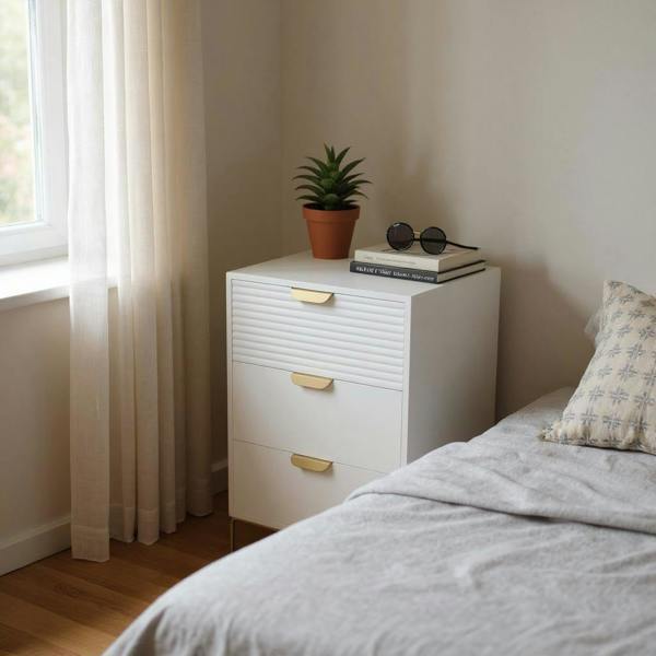 64CM WHITE WOODEN 3 DRAWER BEDSIDE TABLE