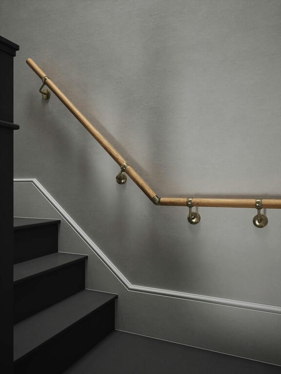 Handrails Direct Packwood Light Oak Quarter Landing Handrail