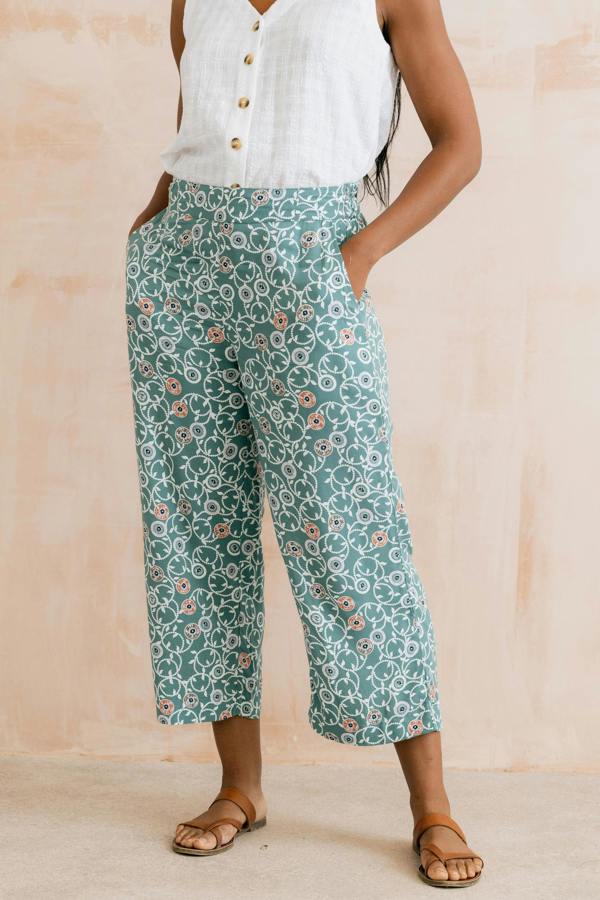 Greta Sea Holly Print Cropped Trousers Ocean