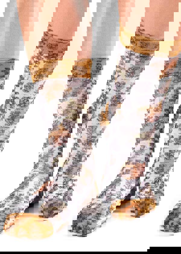 Jemsox White Fall Autumn Leaves Novelty Ladies Socks