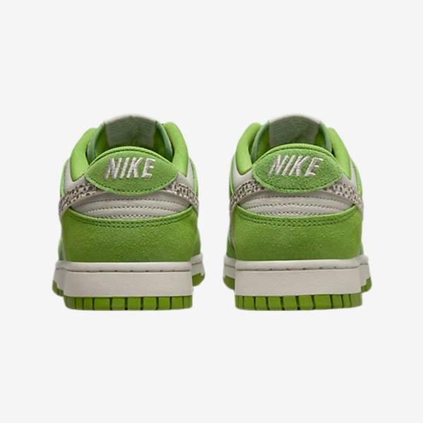 Nike DR0156-300 Safari Swoosh Sneakers   in  Green