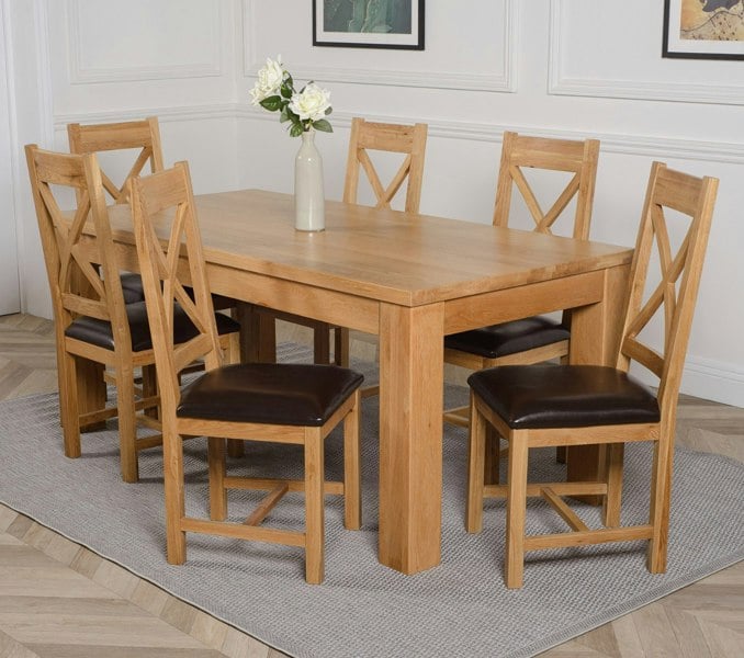 That's Furniture Dakota Large Oak Dining Table with Berkeley Oak Chairs