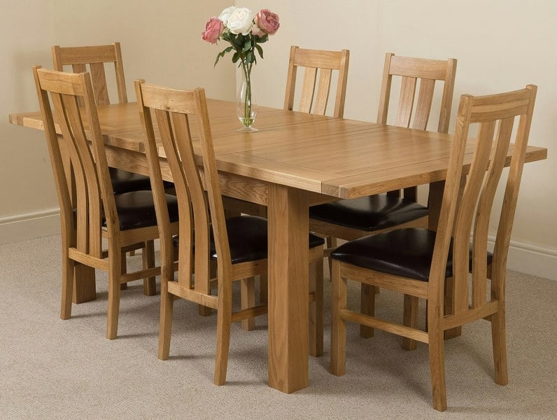 That's Furniture Seattle Oak Extending Dining Table with Princeton Oak Chairs