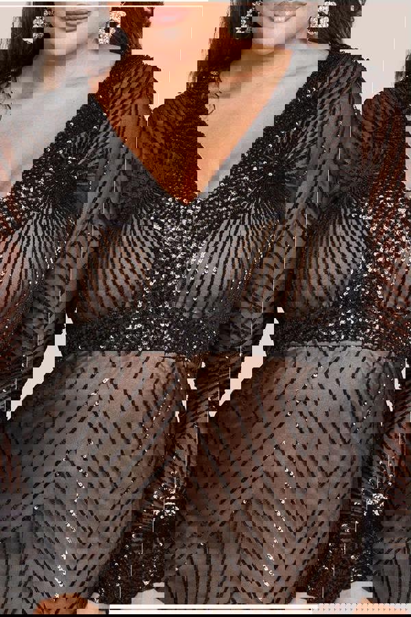 Scalloped Hem Starburst Midi Dress - Black DR2617P