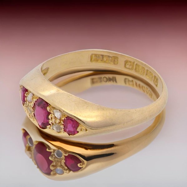 Vintage Tom An antique ruby and diamond ring