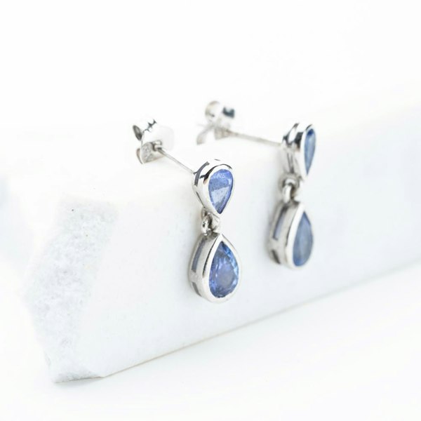 T. H. Baker 9ct White Gold Pear Cut Tanzanite Double Dropper Earrings HM-33-24-060