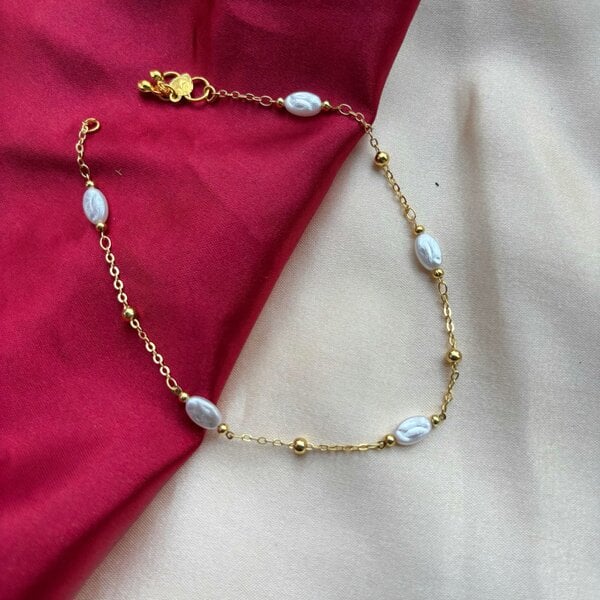 The Colourful Aura Golden Brass Rounds Pearl Beads Indian Payal Anklet