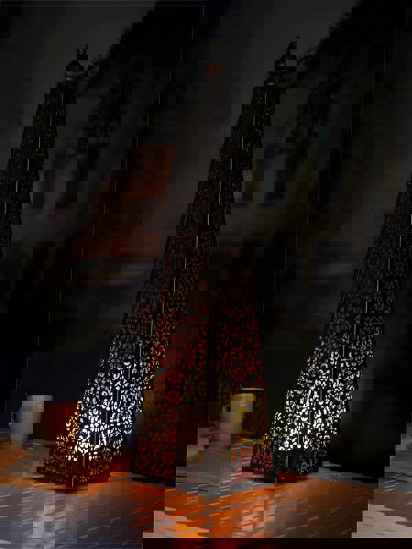 Luxform Battery Luxor Style Pyramid Lamp