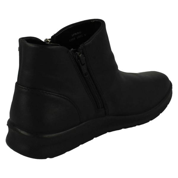Padders Ladies Padders 2E/3E Fitting Ankle Boots Springs