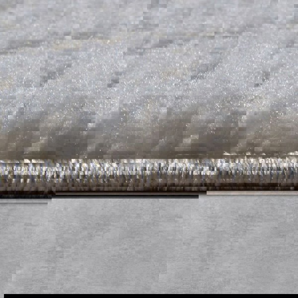 High Pile White Rug Chappe – Soft Geometric