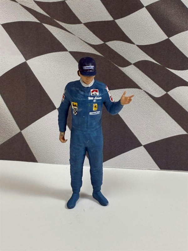 Cartrix Niki Lauda 1974 With Cap 1:43 Scale Racing Figure Cartrix CT059