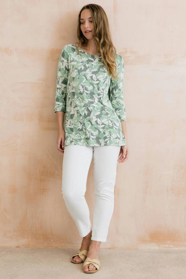 Lily & Me Coastal 3/4 Sleeve Jersey Print Tunic Green