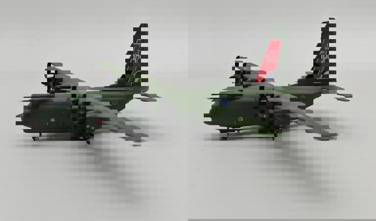 InFlight200 UK Air Force Lockheed Martin C-130J Hercules C5 L-382 ZH887 With Stand 1:200 Scale Inflight200 IF130UK0420