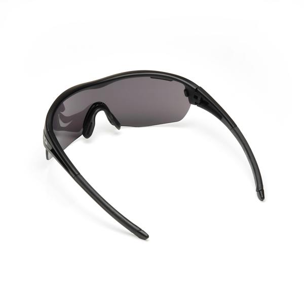 SUNWISE Endurance Black Anti-Fog Sports Sunglasses
