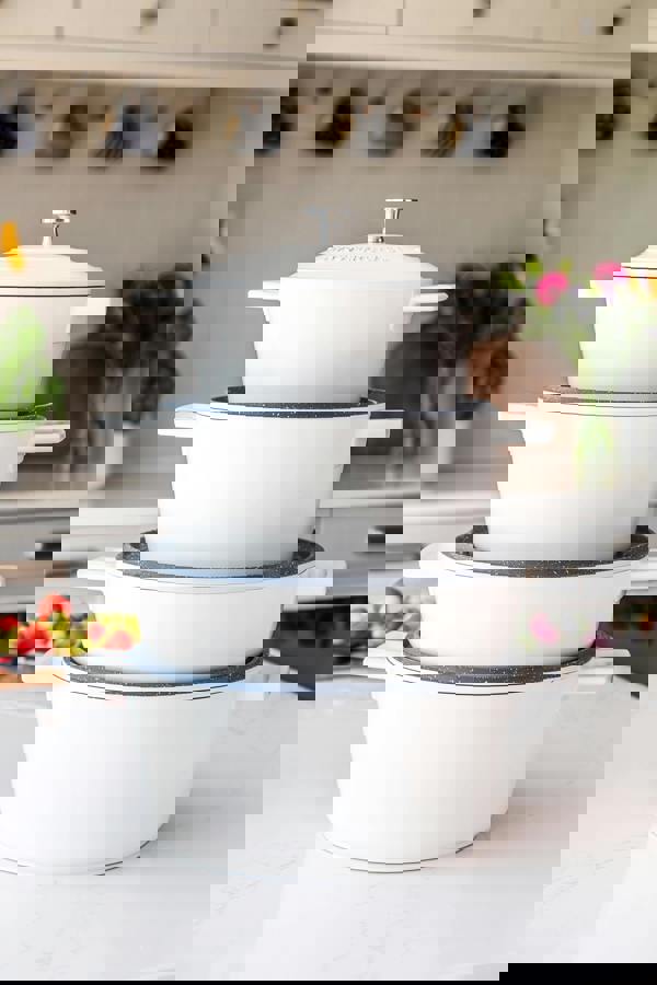 MasterClass Cream Cast Aluminium Casserole Dish, 2.5L