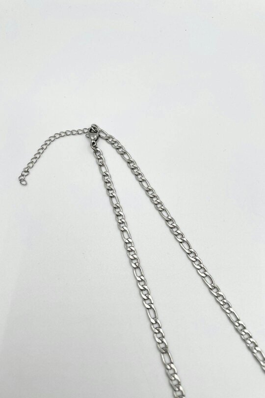 SVNX Figaro Chain Necklace in Silver